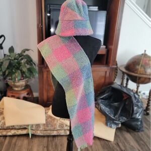 John Branigan Weavers Ireland Wool Plaid Scarf and Bucket Hat Set